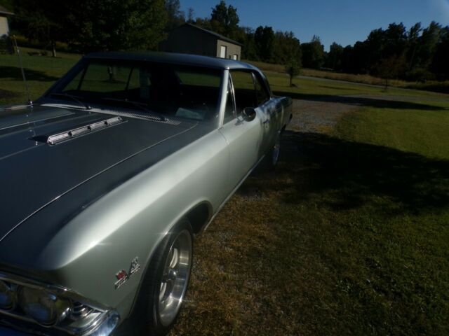 Chevrolet Chevelle 1966 image number 0