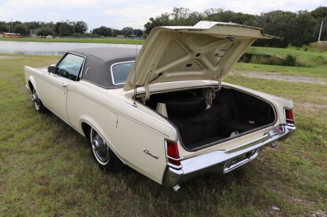 Lincoln Continental 1969 image number 47