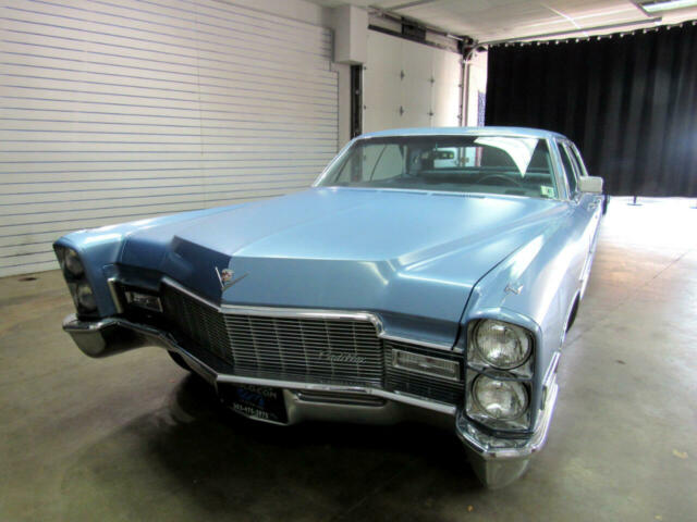 Cadillac Sedan 1968 image number 30