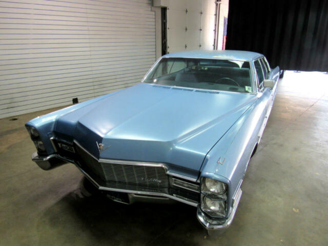 Cadillac Sedan 1968 image number 41