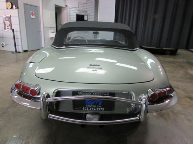 Jaguar XK-E 1967 image number 22