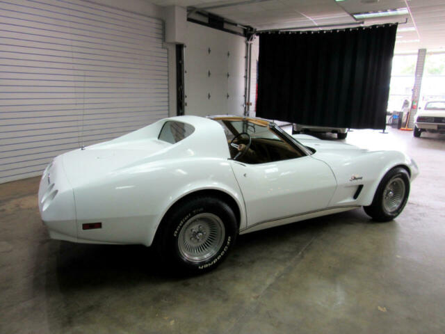 Chevrolet Corvette 1974 image number 23