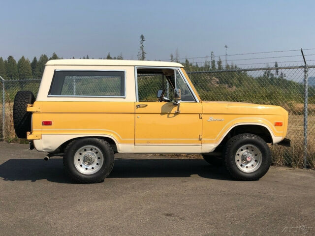 Ford Bronco 1974 image number 10