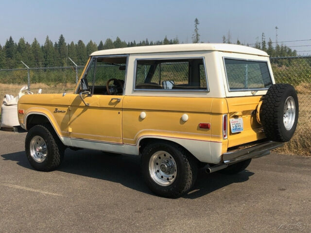 Ford Bronco 1974 image number 17