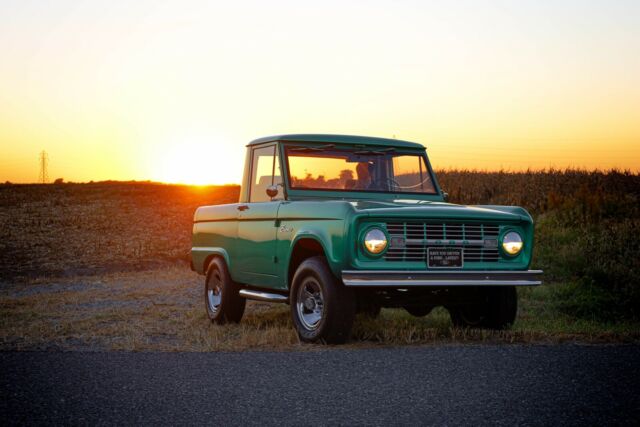 Ford Bronco 1966 image number 0