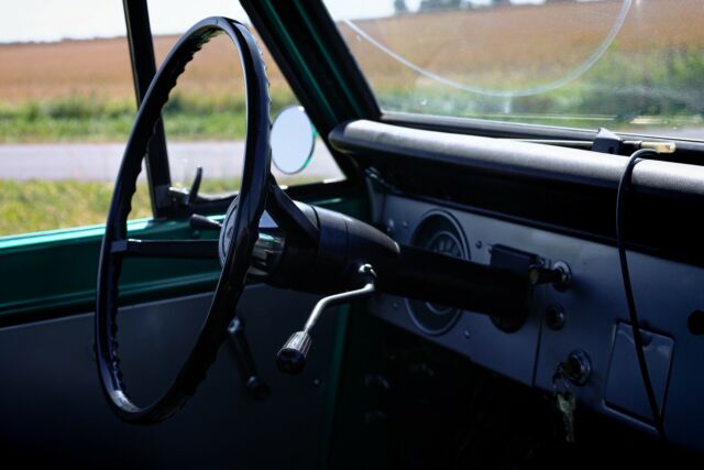 Ford Bronco 1966 image number 22