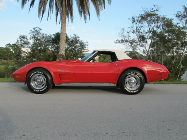 Chevrolet Corvette 1974 image number 3