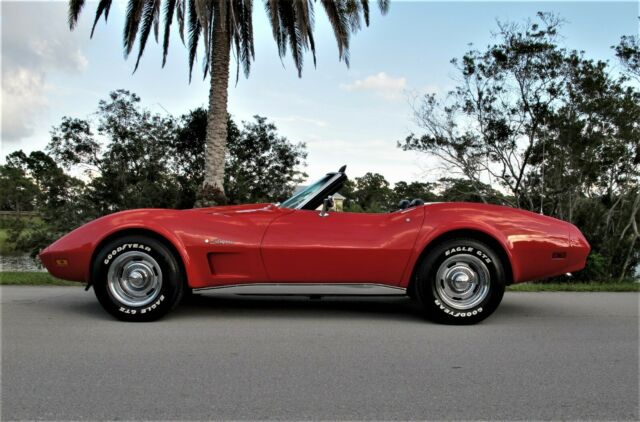 Chevrolet Corvette 1974 image number 7