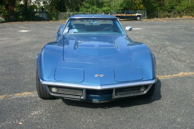 Chevrolet Corvette 1969 image number 29