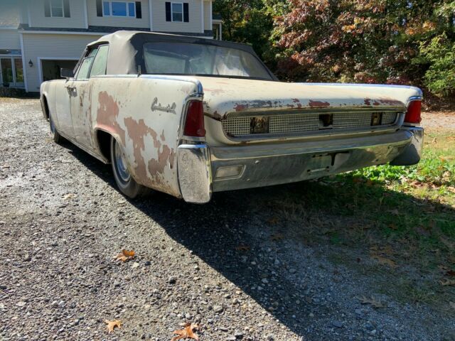 Lincoln Continental 1962 image number 1