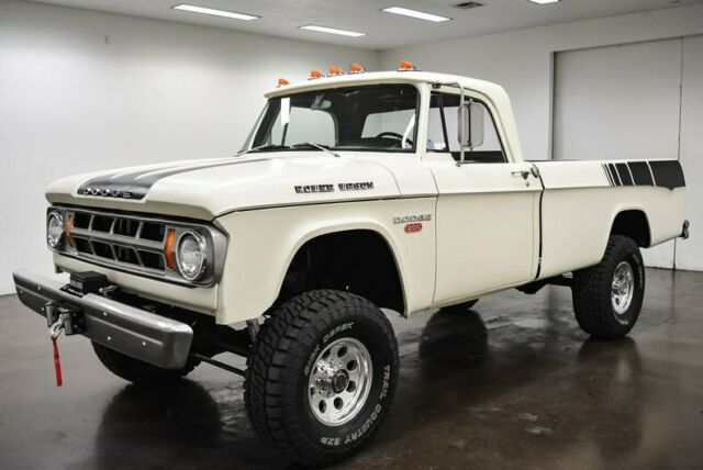 Dodge Power Wagon 1968 image number 2