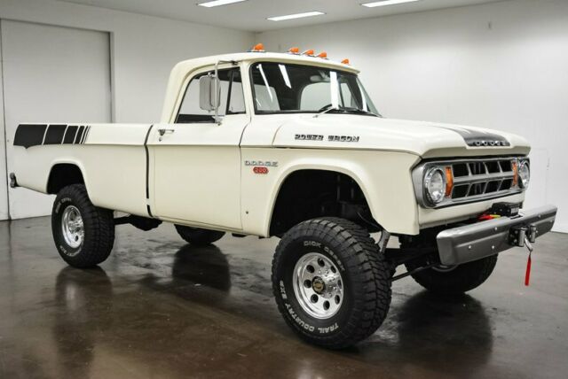 Dodge Power Wagon 1968 image number 24