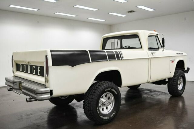 Dodge Power Wagon 1968 image number 30