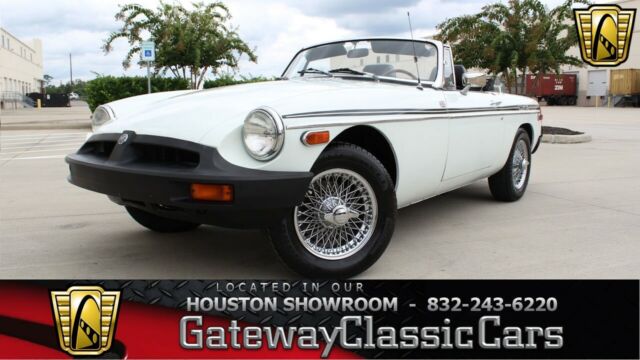 MG MGB 1979 image number 24