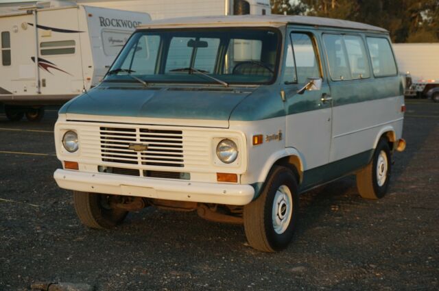 Chevrolet G20 Van 1977 image number 24