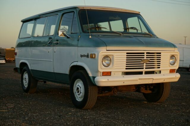 Chevrolet G20 Van 1977 image number 25