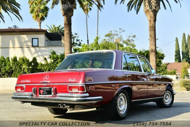 Mercedes-Benz 300-Series 1969 image number 33