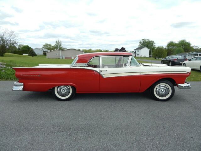 Ford Fairlane 1957 image number 7