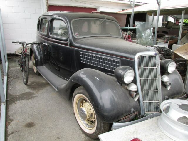 Ford Deluxe 1935 image number 19