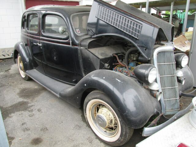 Ford Deluxe 1935 image number 28