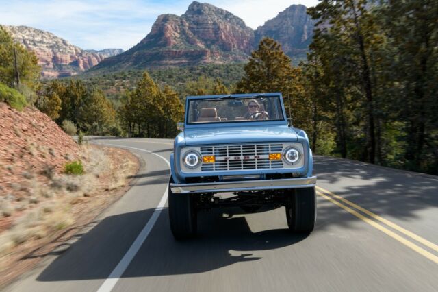 Ford Bronco 1966 image number 14