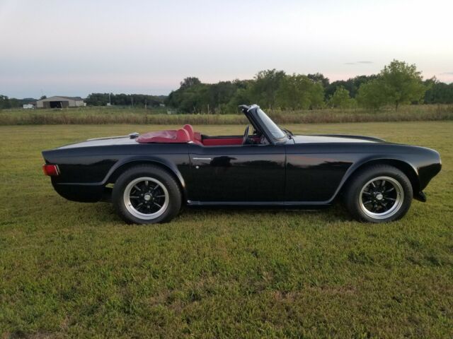 Triumph TR-6 1974 image number 1