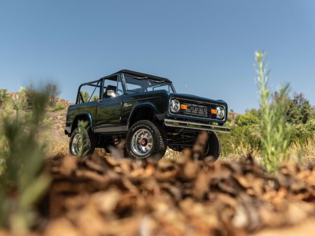 Ford Bronco 1975 image number 9