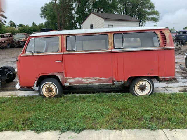 Volkswagen Bus/Vanagon 1969 image number 0