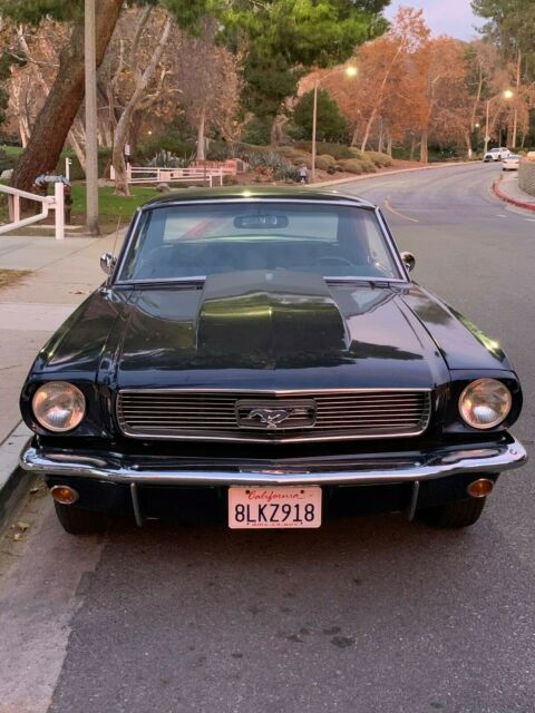 Ford Mustang 1966 image number 17