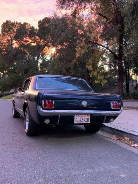 Ford Mustang 1966 image number 18