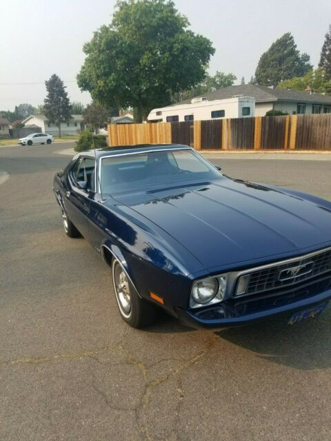 Ford Mustang 1973 image number 10