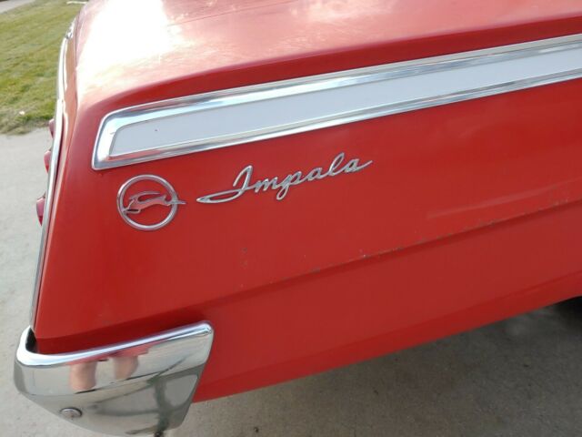 Chevrolet Impala 1962 image number 17