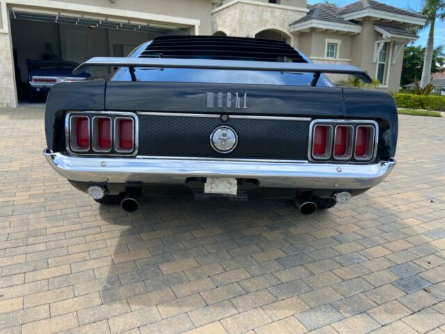 Ford Mustang 1970 image number 3