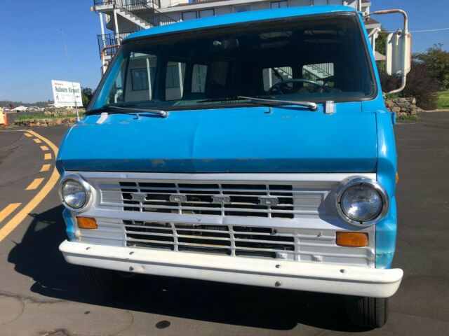 Ford E-Series Van 1973 image number 1