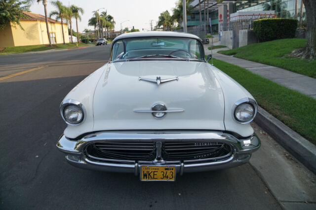 Oldsmobile 88 2 Door Hardtop 324 V8 1956 image number 32