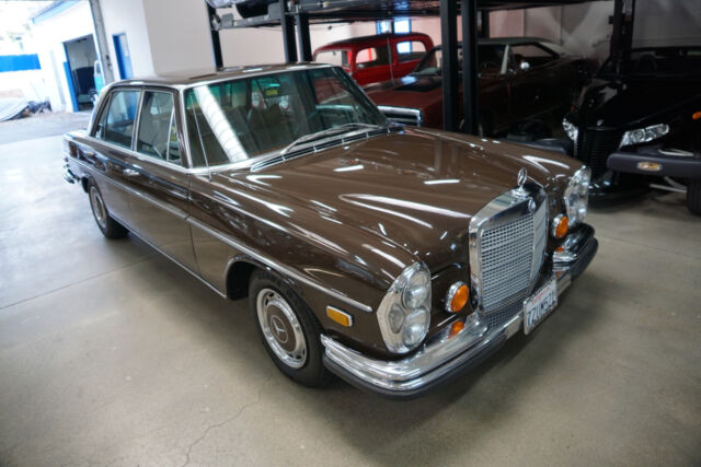 Mercedes-Benz 280 SEL 4.5 V8 Sedan 1973 image number 6