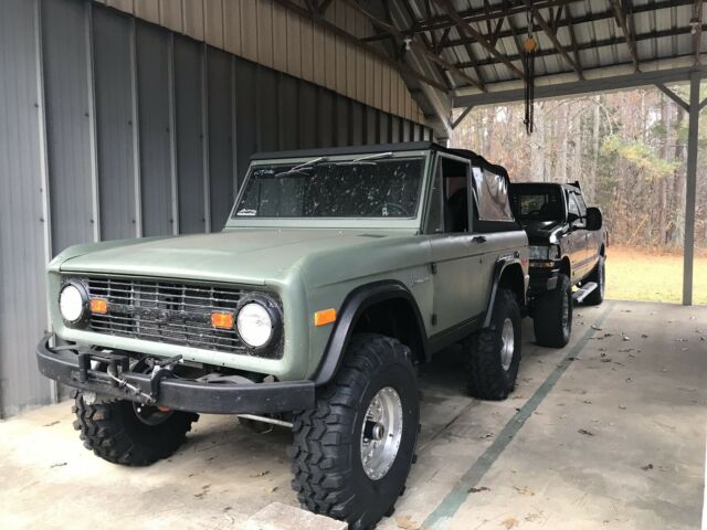 Ford Bronco 1975 image number 10