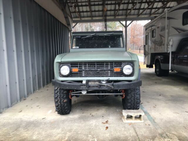 Ford Bronco 1975 image number 11