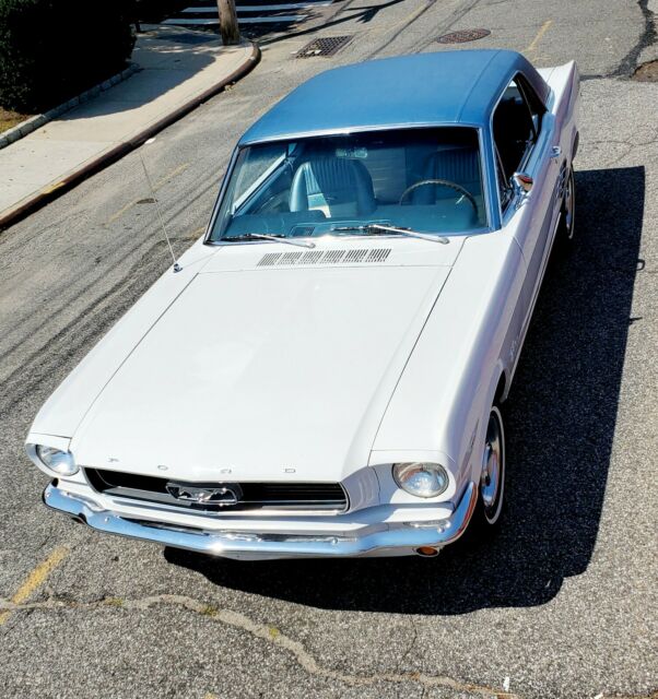 Ford Mustang 1966 image number 21