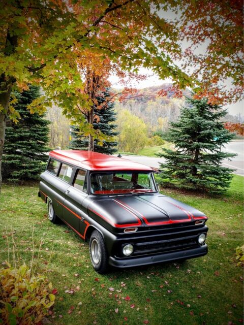 Chevrolet Suburban 1966 image number 8