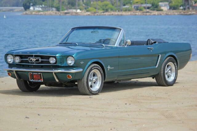 Ford Mustang 1965 image number 45