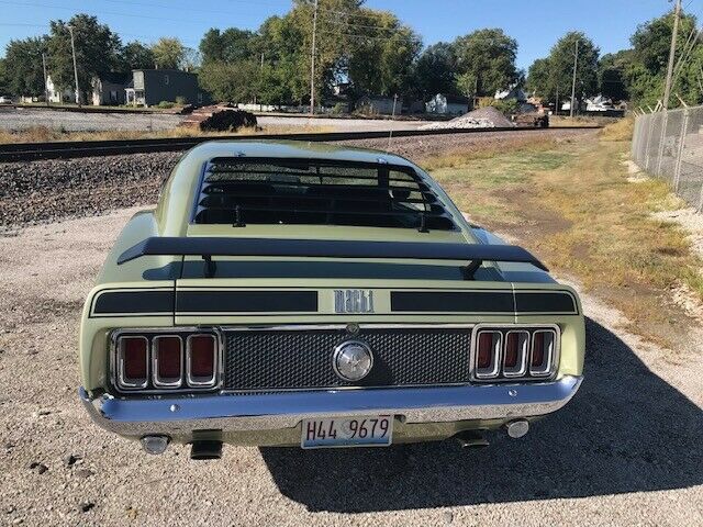 Ford Mustang 1970 image number 3