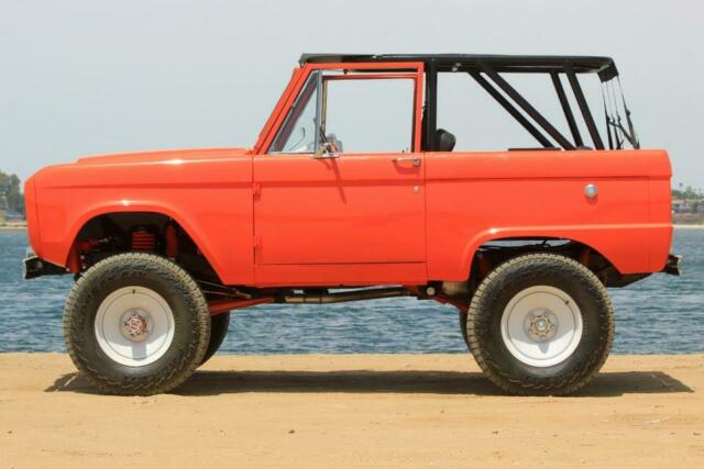 Ford Bronco 1973 image number 26