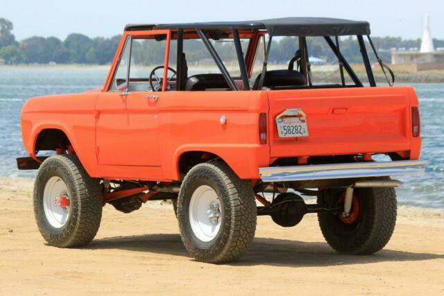 Ford Bronco 1973 image number 4