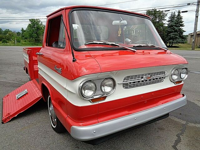 Chevrolet Corvair 1963 image number 0