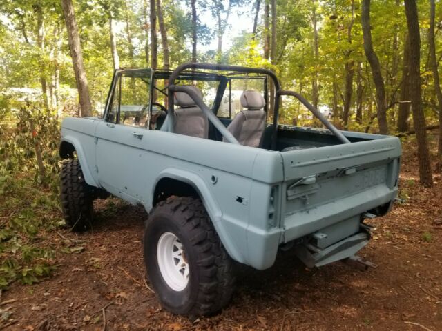 Ford Bronco 1971 image number 1