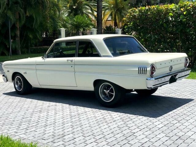 Ford Falcon 1964 image number 33