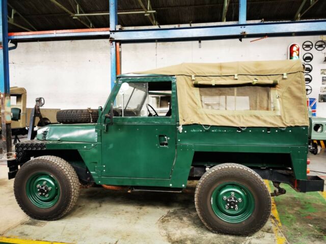 Land Rover Defender 1979 image number 0