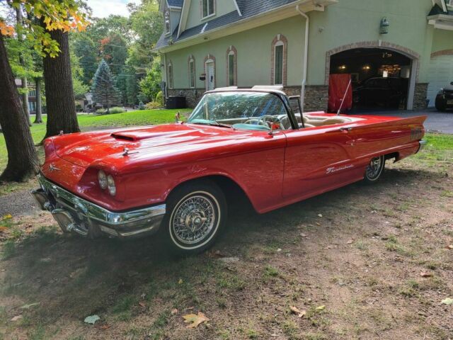 Ford Thunderbird 1960 image number 1