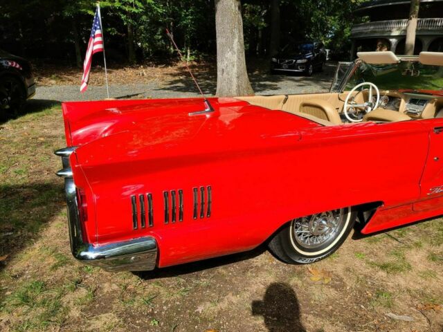 Ford Thunderbird 1960 image number 19